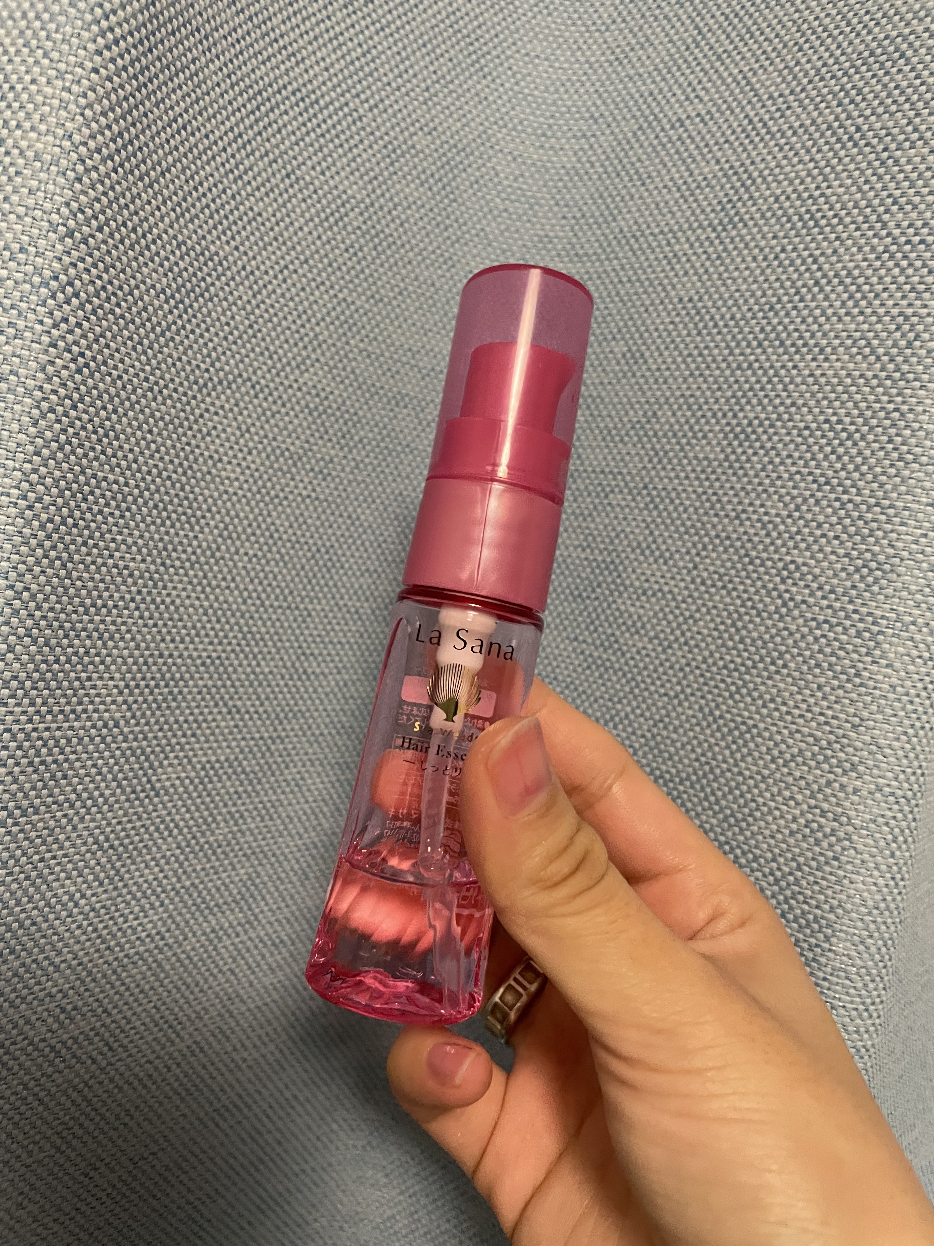 海藻 ヘア エッセンス しっとり/ラサーナ/ヘアオイルを使ったクチコミ（1枚目）