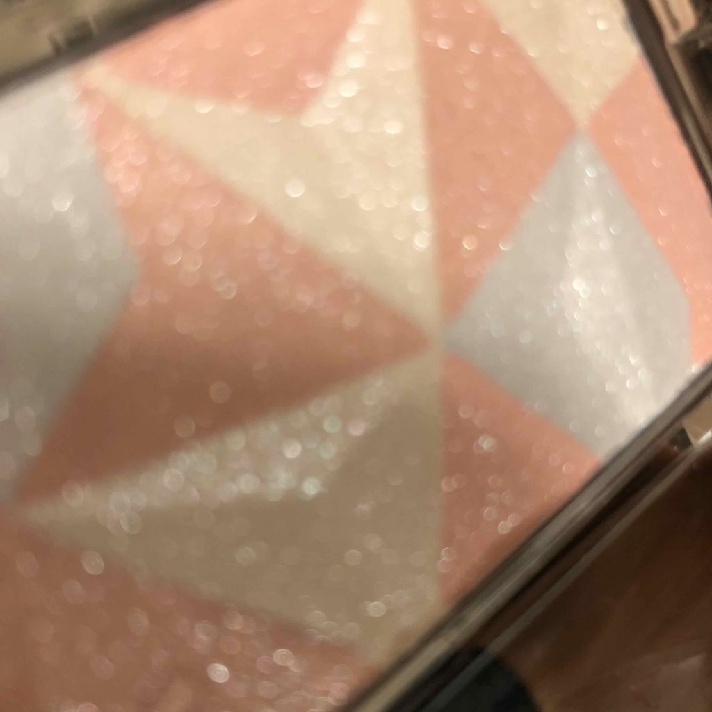 クレ・ド・ポー ボーテ レオスールデクラ/クレ・ド・ポー ボーテ/パウダーハイライトを使ったクチコミ(2枚目)