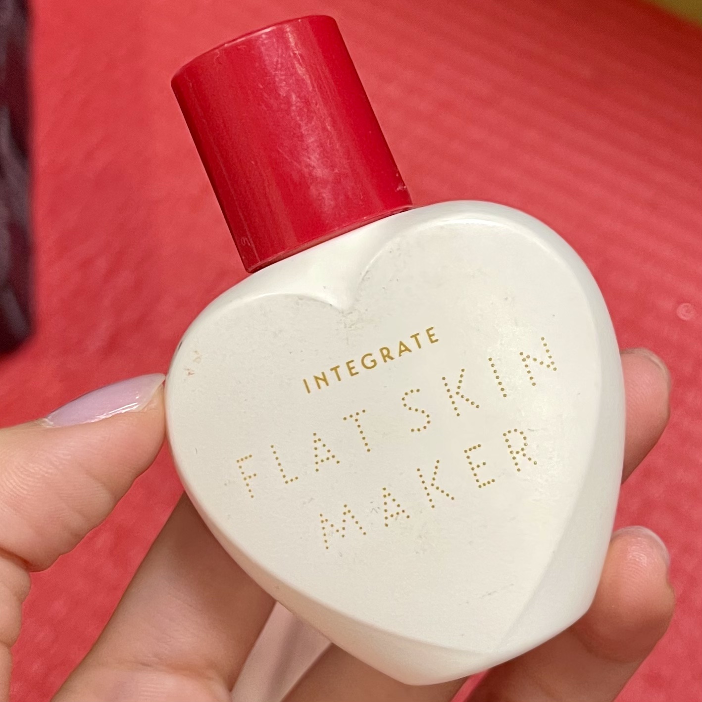 フラットスキンメーカー N/インテグレート/リキッドファンデーションを使ったクチコミ（1枚目）