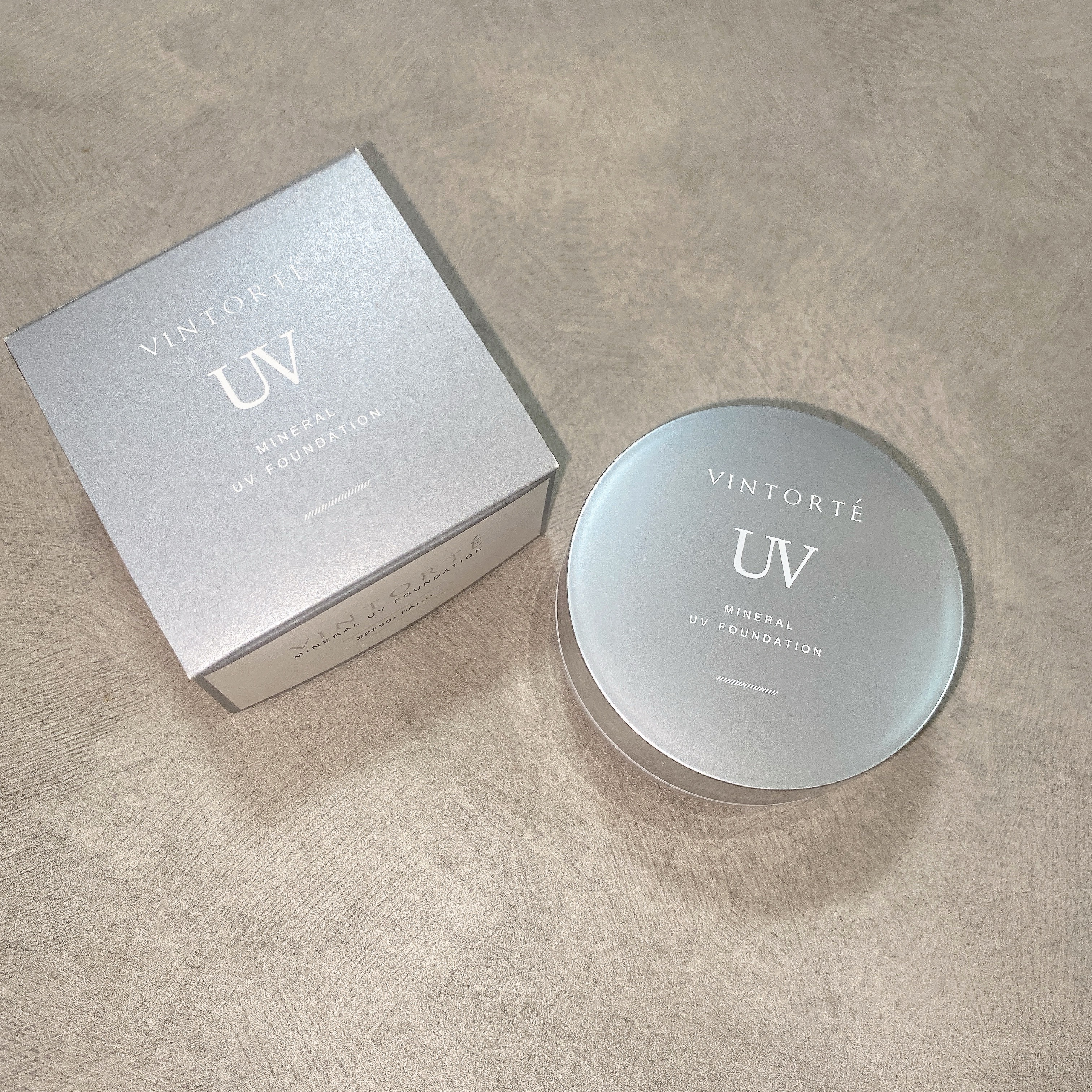 ミネラルUVファンデーション（ケース・パフ付）/ヴァントルテ/パウダーファンデーションを使ったクチコミ（1枚目）