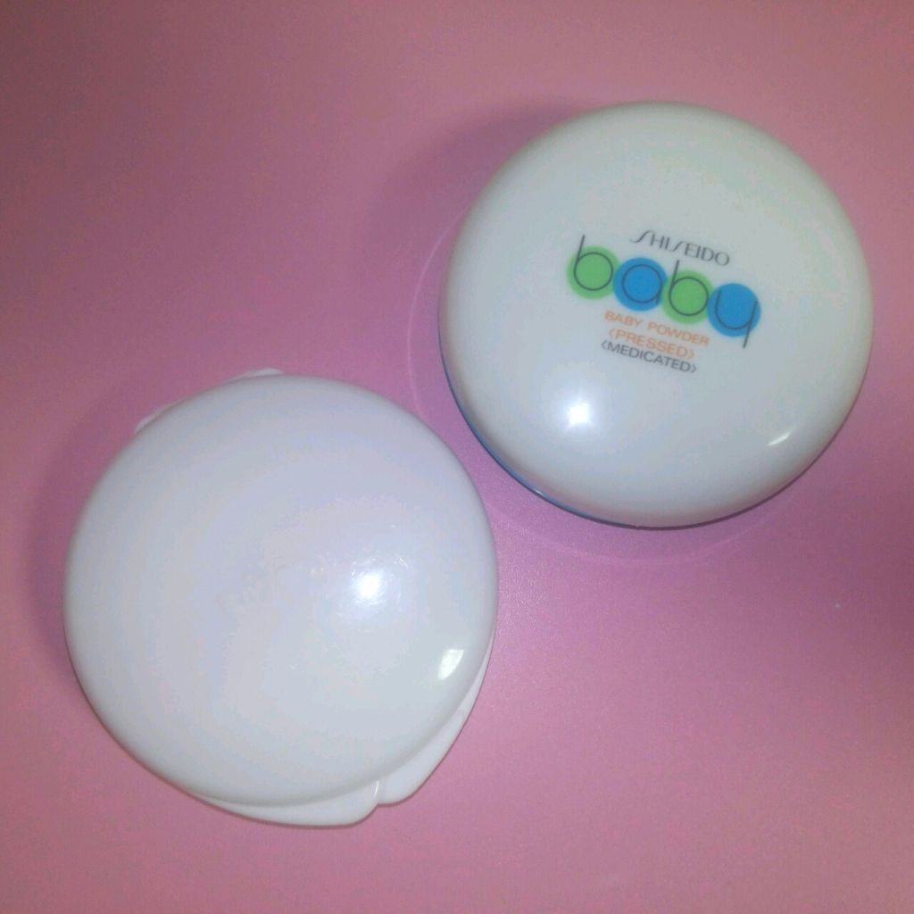 薬用固形パウダー/ピジョン/ボディパウダーを使ったクチコミ（2枚目）