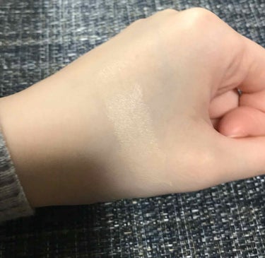 rms beauty アンカバーアップのクチコミ「"un"cover-up 000
アンカバーアップ 000


こちらはコンシーラー兼ファンデ.....」（2枚目）