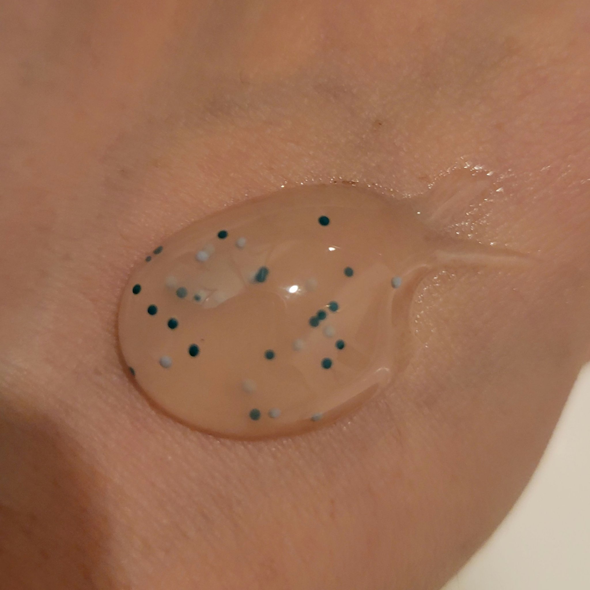 カプセル クレンジング ジェル/Urar /クレンジングジェルを使ったクチコミ（2枚目）