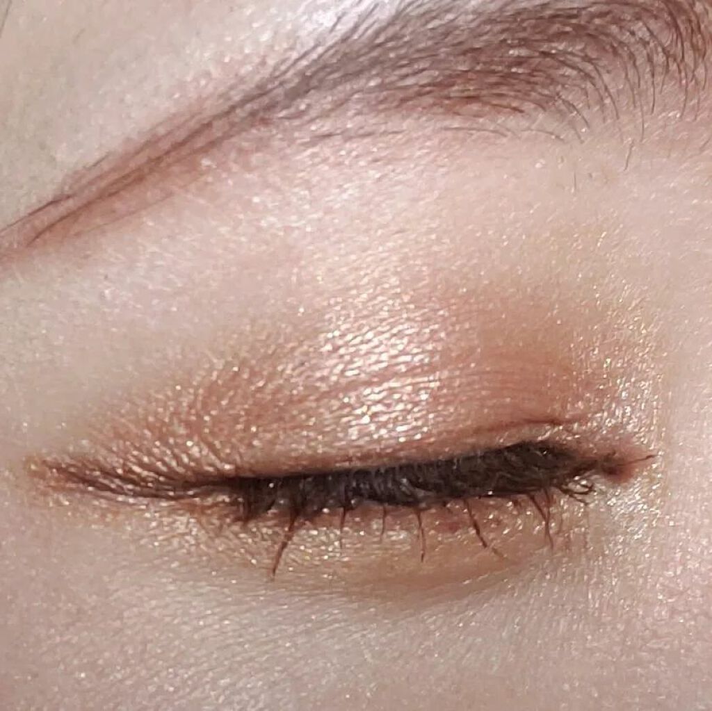 アディクション ザ アイシャドウ パール 003P Christmas Love/ADDICTION/単色アイシャドウを使ったクチコミ（2枚目）