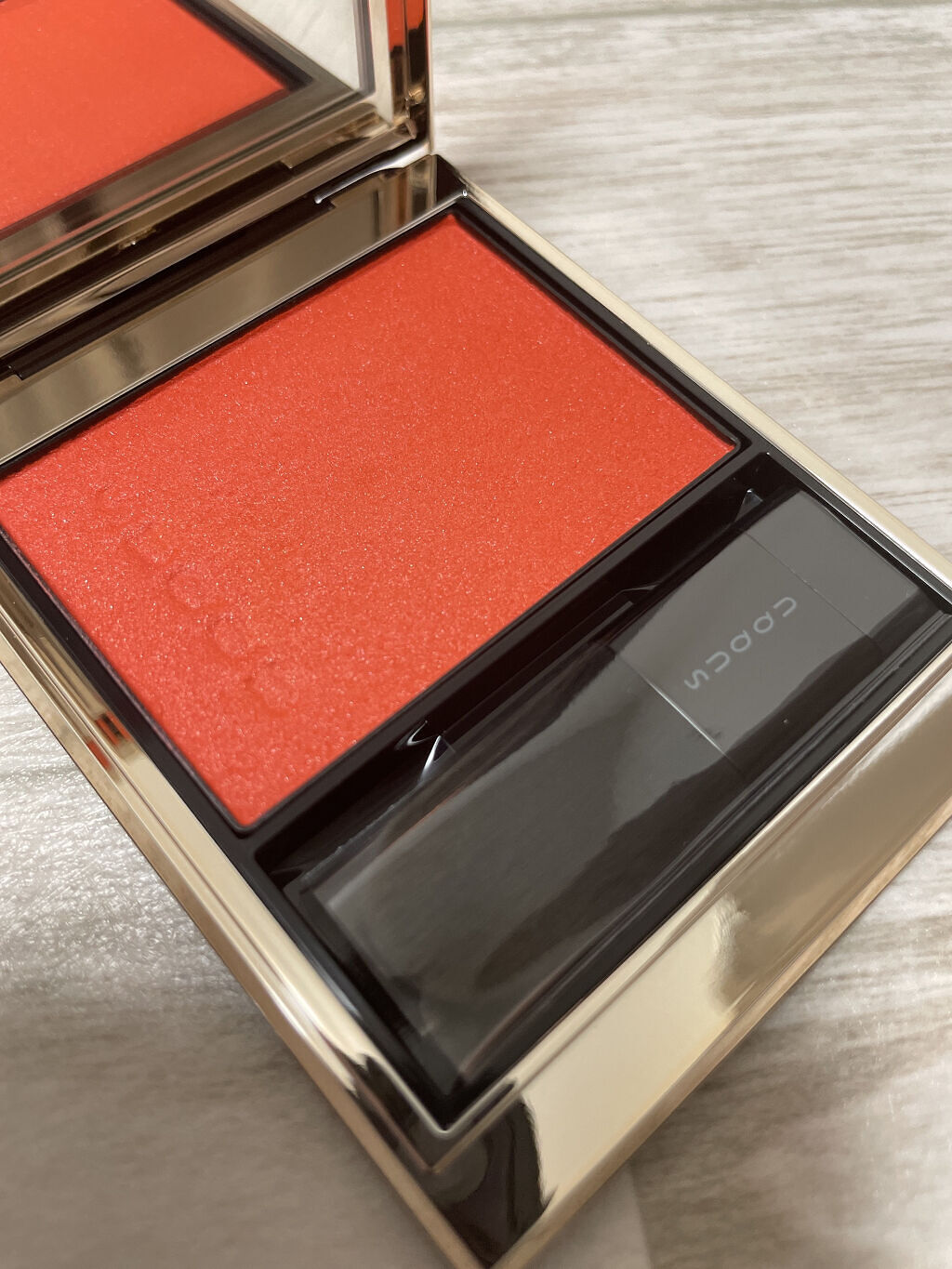 メルティング パウダー ブラッシュ/SUQQU/パウダーチークを使ったクチコミ（2枚目）