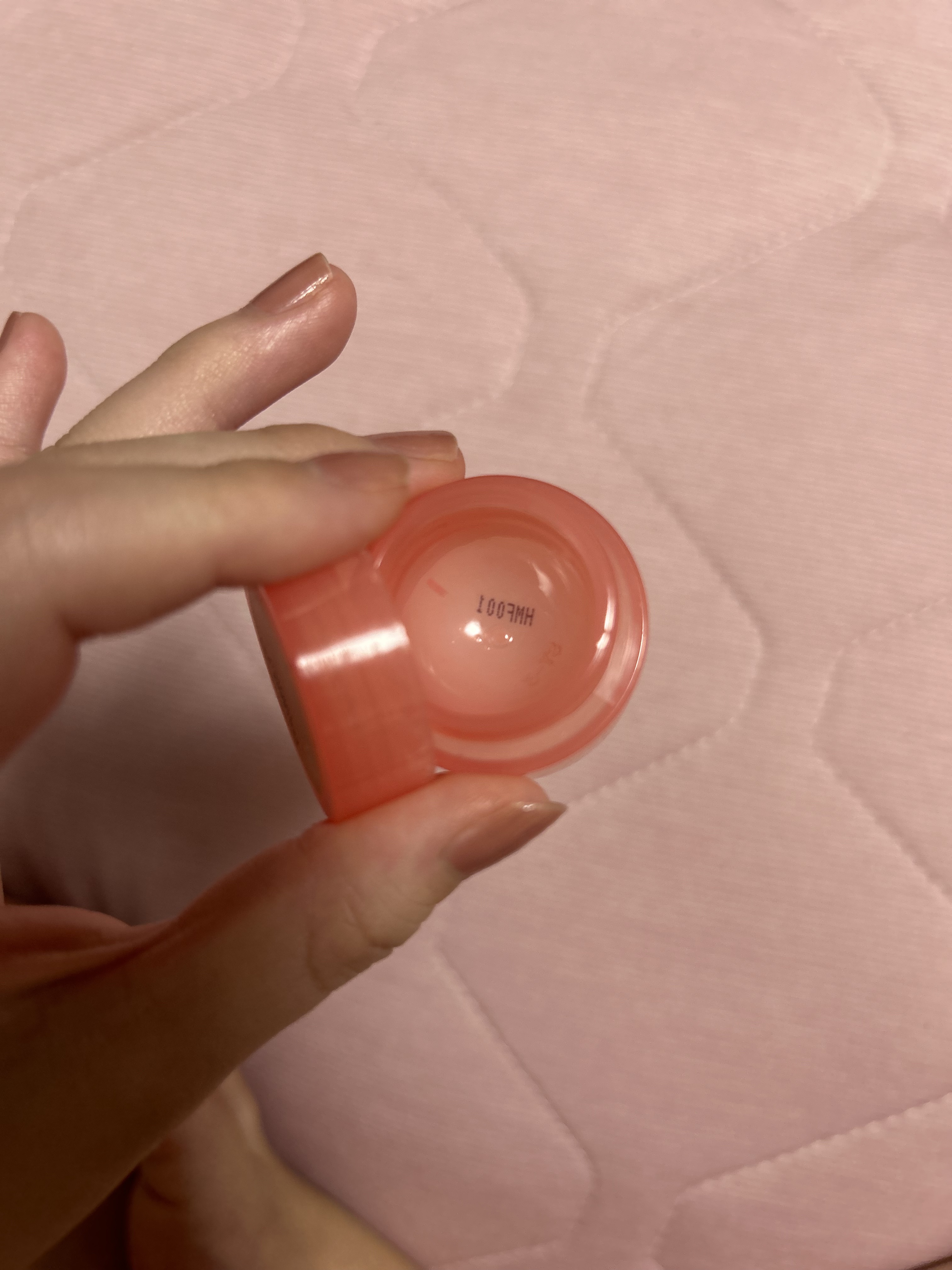 リップスリーピングマスク バニラ/LANEIGE/リップバームを使ったクチコミ（3枚目）