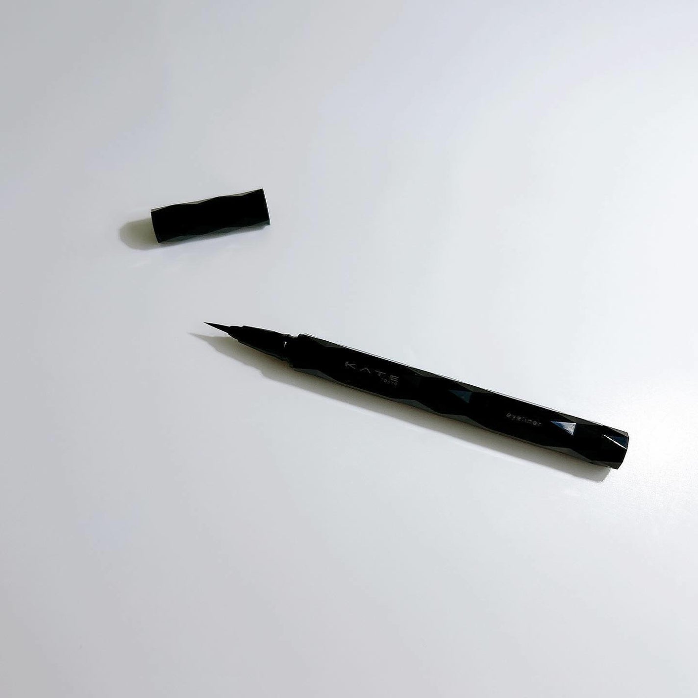 スーパーシャープライナーEX4.0/KATE/リキッドアイライナーを使ったクチコミ(4枚目)