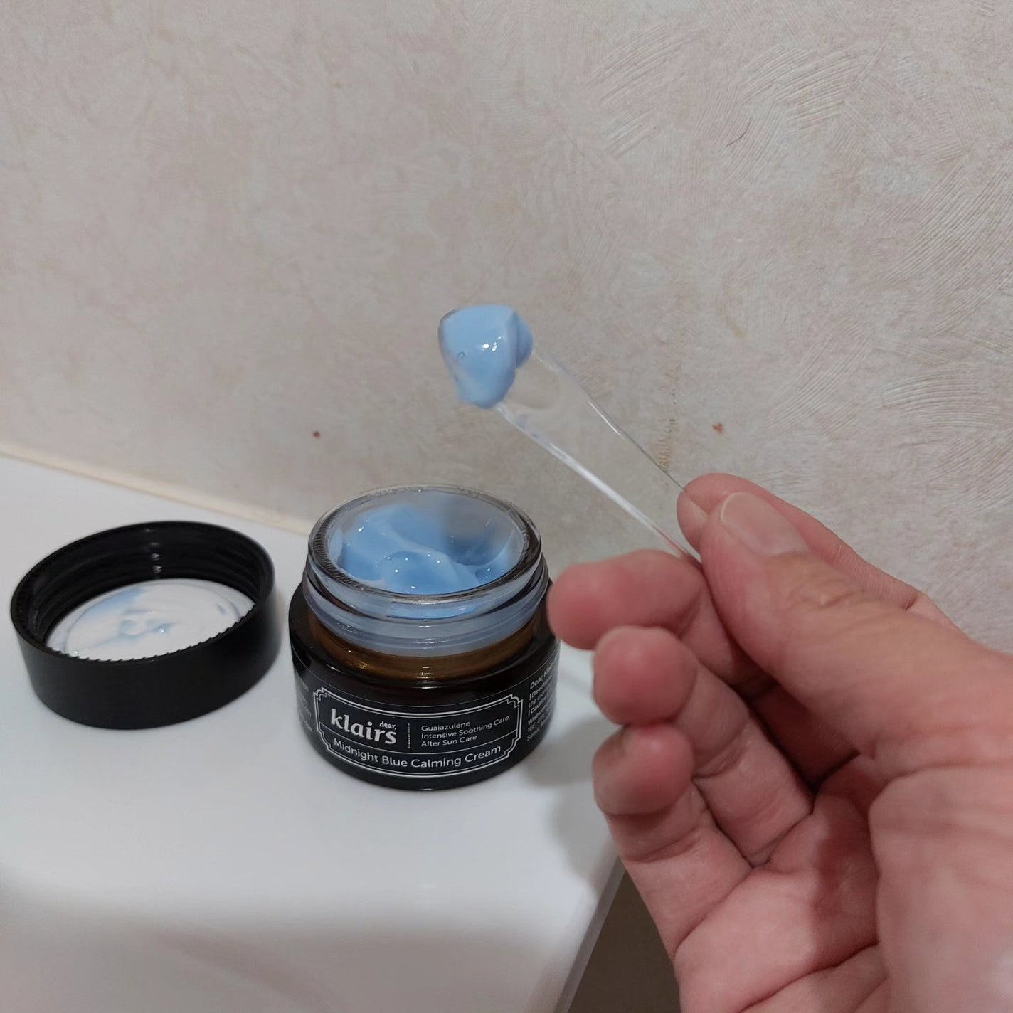 ミッドナイトブルーカーミングクリーム/Klairs/フェイスクリームを使ったクチコミ(2枚目)