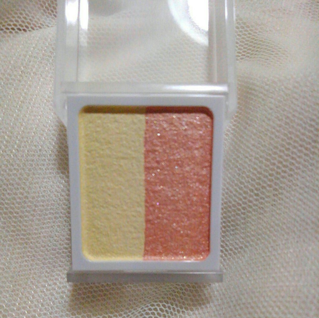 無印良品 アイカラー2色タイプのクチコミ「無印良品のアイカラー2色タイプ。
オレンジ×イエロー。
夏に使いたくて購入したけど、瞼にのせた.....」（3枚目）