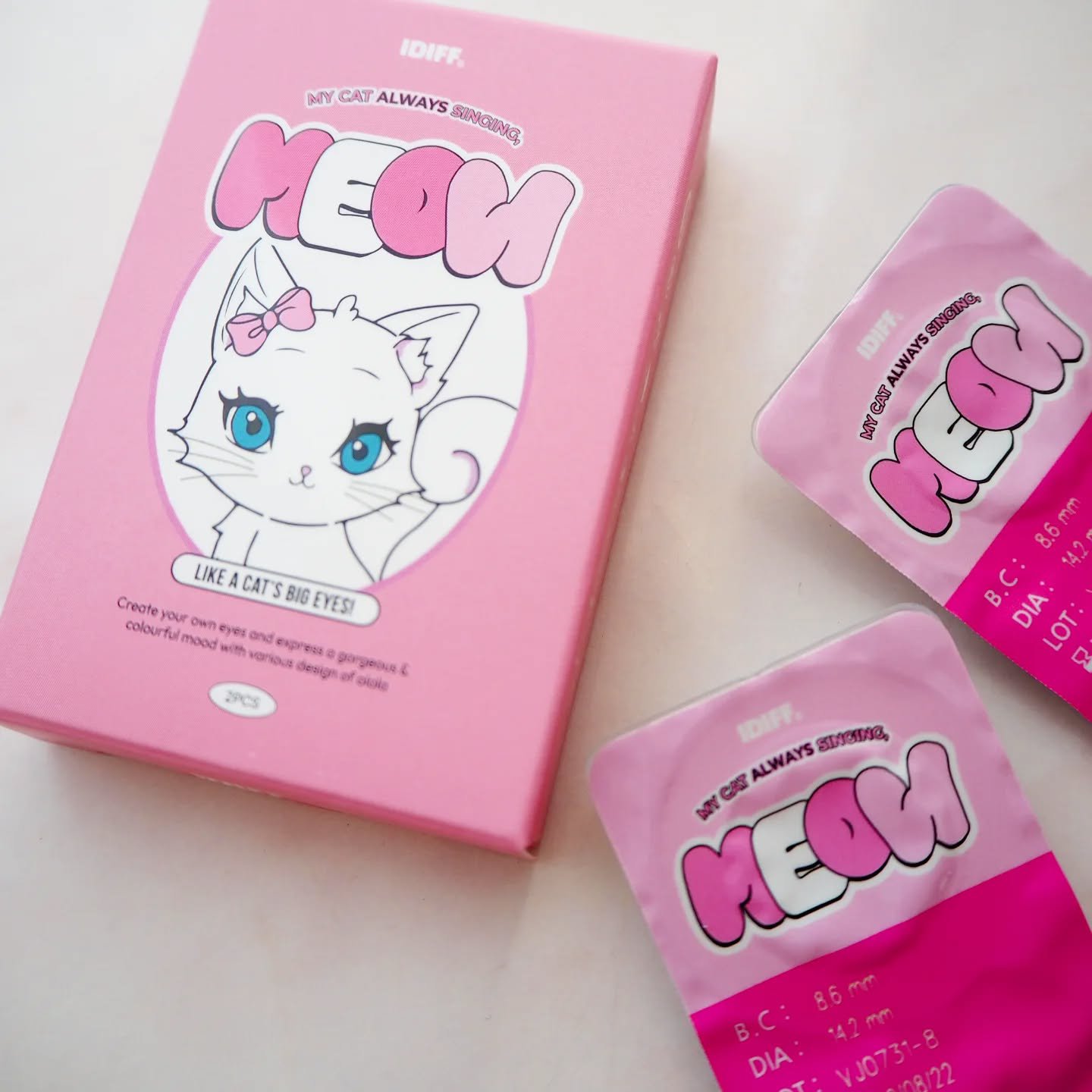 MEOW(ミヤオ) 1month/OLOLA/１ヶ月（１MONTH）カラコンを使ったクチコミ（3枚目）