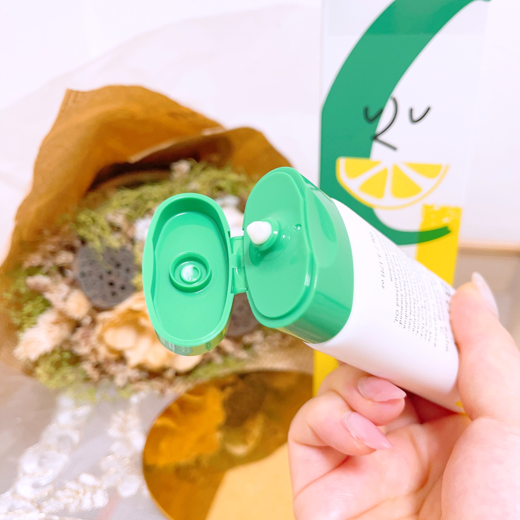 ViTABaby ViTAクリームバームクレンジングCのクチコミ「ロフトで購入しましたが…
パッケージデザインが可愛らしく( *´艸`)
すぐにみつけることが出.....」（2枚目）