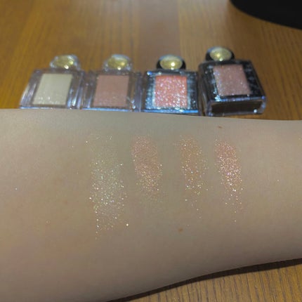 シャドーカスタマイズ/MAJOLICA MAJORCA/単色アイシャドウを使ったクチコミ(2枚目)