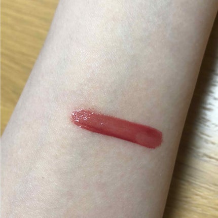 ヴォリュプテ ウォーター カラーバーム 11 フックミーベリー/YVES SAINT LAURENT BEAUTE/口紅を使ったクチコミ(2枚目)