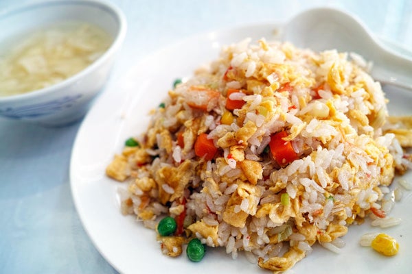 具沢山のチャーハン