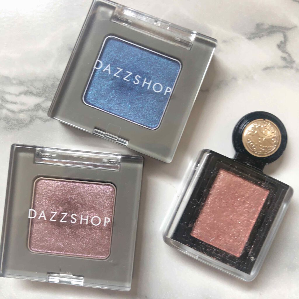 アリュールド シングル アイシャドウ/DAZZSHOP/単色アイシャドウを使ったクチコミ（3枚目）