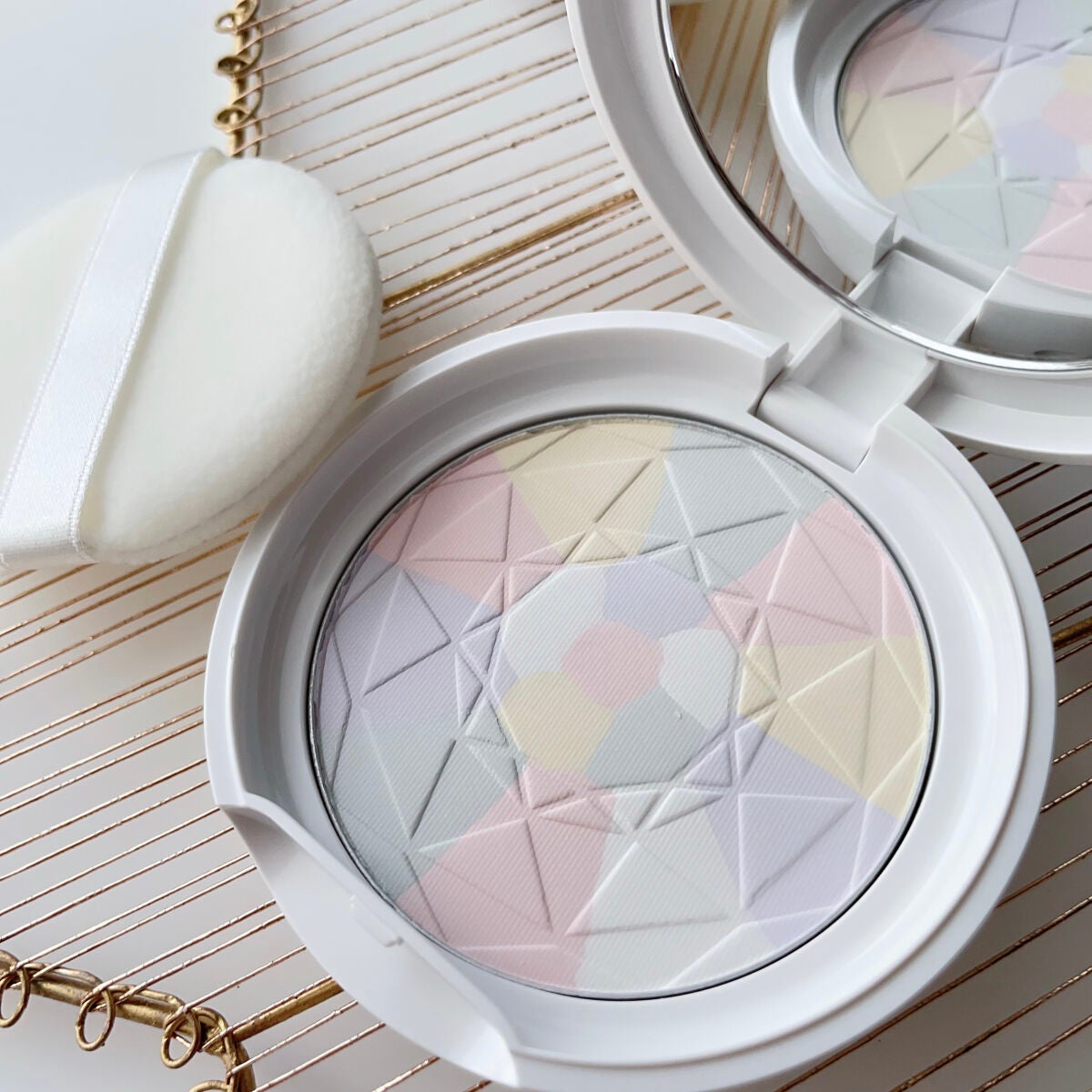 トーンアップ プレストパウダー/Visée/プレストパウダーを使ったクチコミ(6枚目)