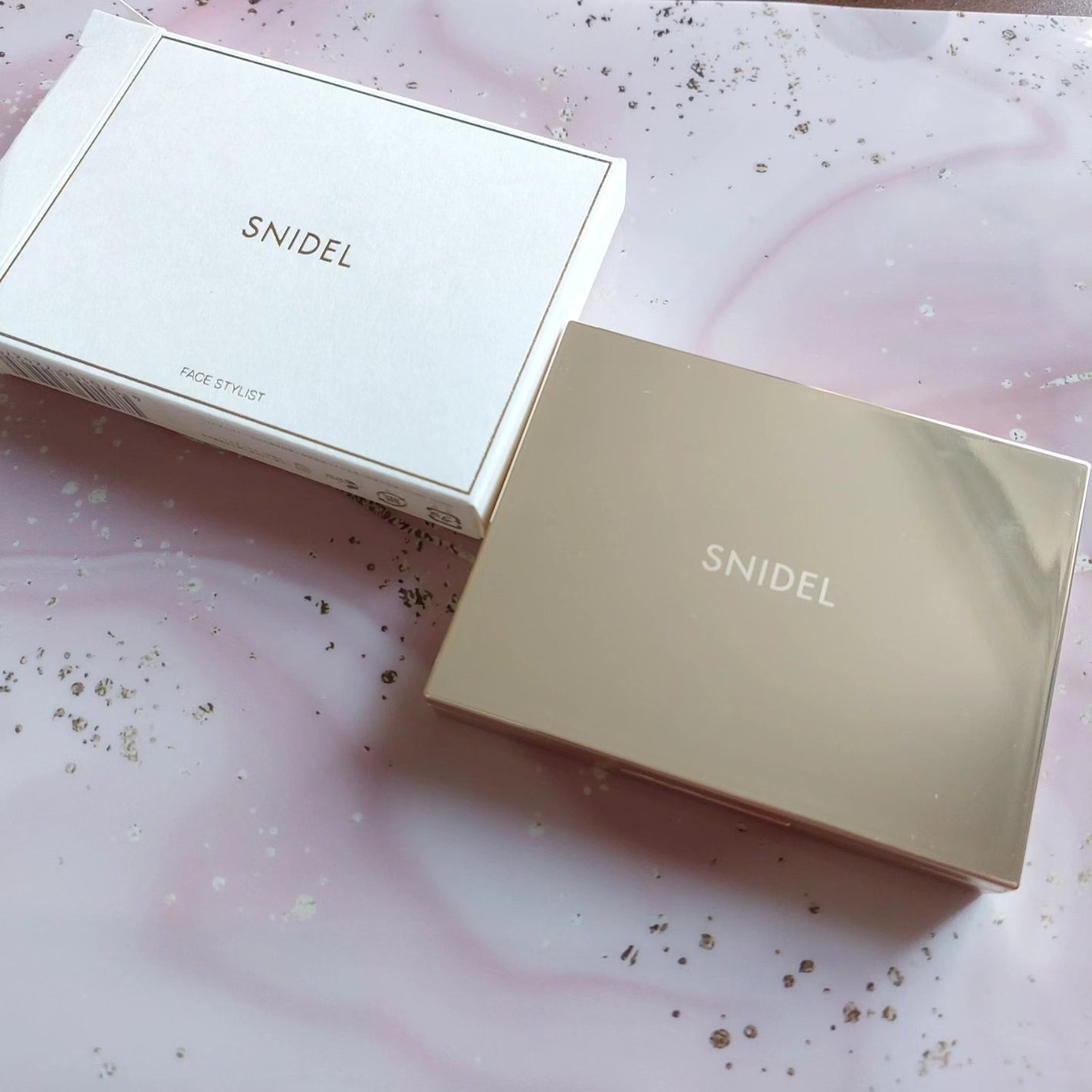 フェイス スタイリスト/SNIDEL BEAUTY/アイシャドウパレットを使ったクチコミ(3枚目)