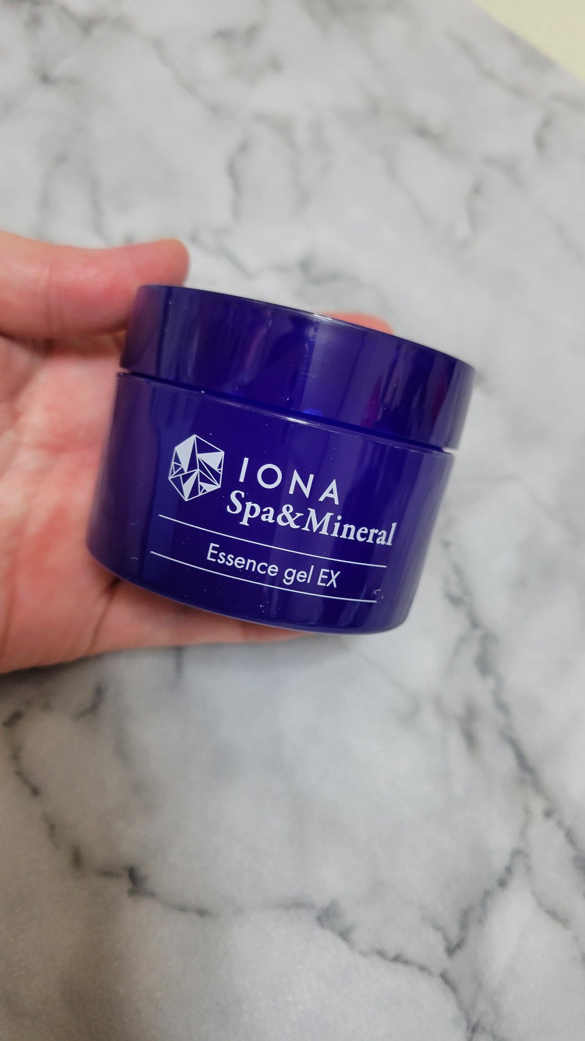 エッセンス ジェル EX/イオナ スパ＆ミネラル/オールインワン化粧品を使ったクチコミ（1枚目）
