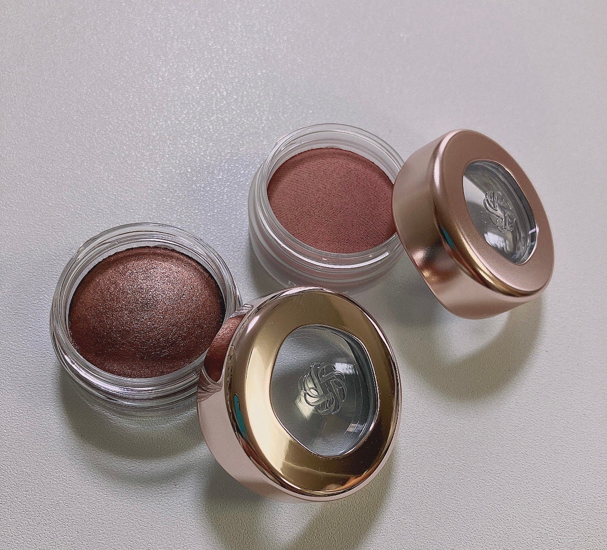 アイグロウジェム スキンシャドウ/DECORTÉ/ジェル・クリームアイシャドウを使ったクチコミ(2枚目)