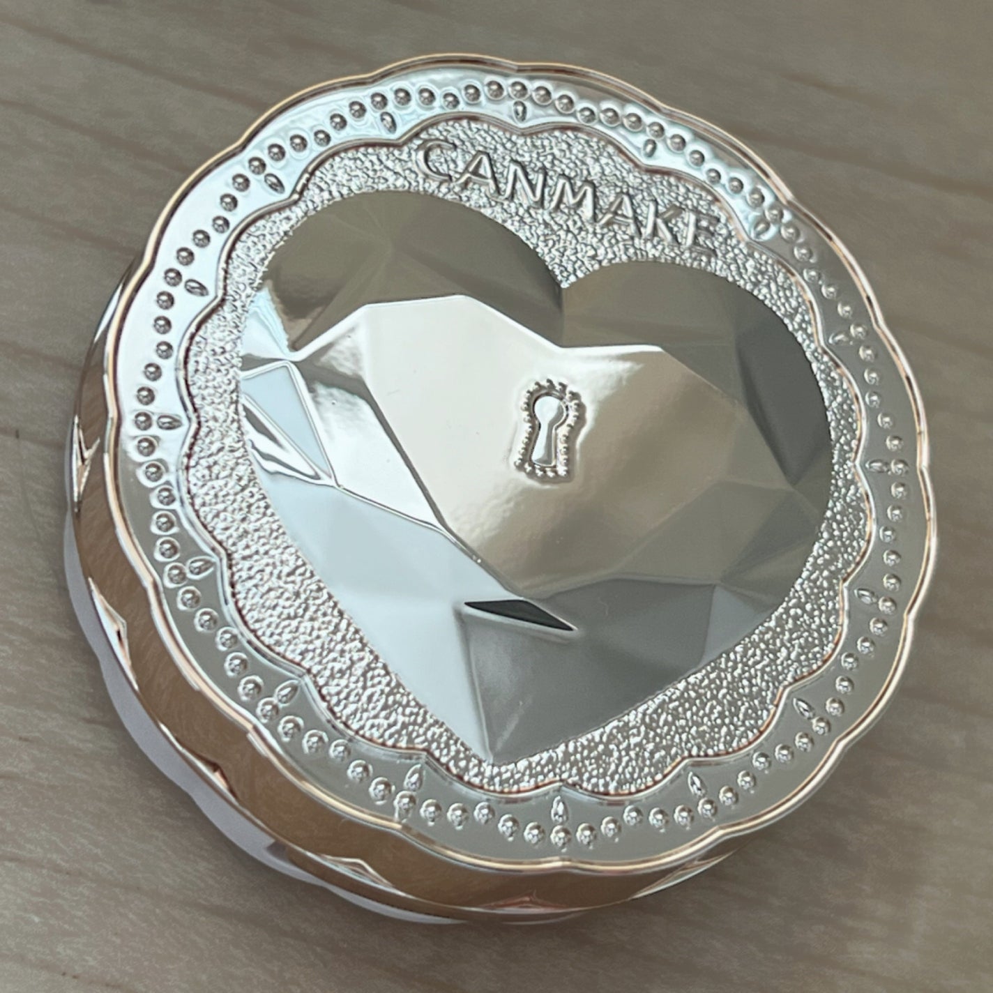 薬用シークレットビューティーパウダー/キャンメイク/フェイスパウダーを使ったクチコミ(2枚目)