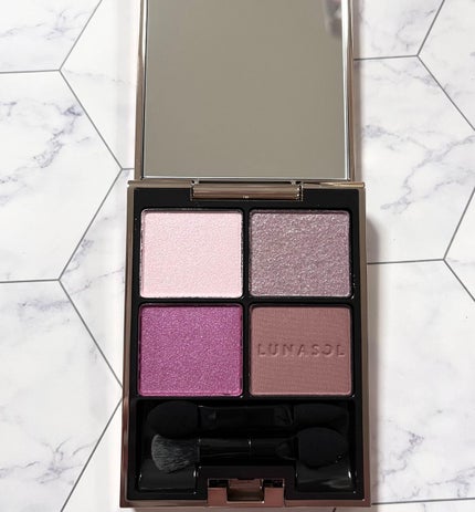 アイカラーレーション/LUNASOL/アイシャドウパレットを使ったクチコミ(2枚目)