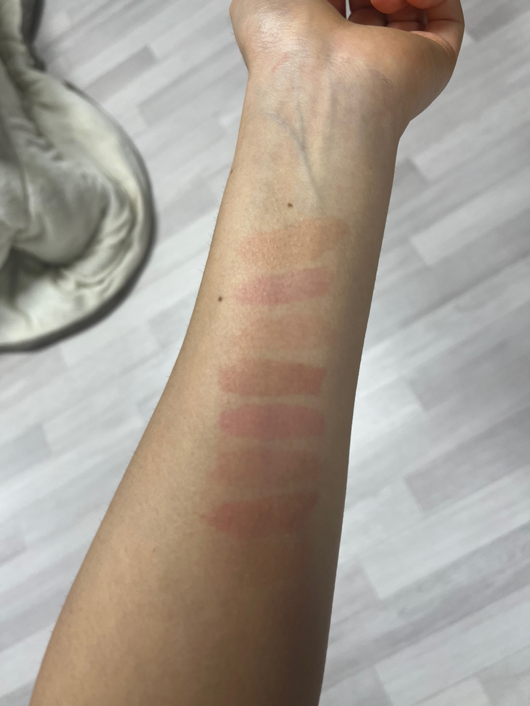 クチュールリップティントグレイズ/espoir/リップティントを使ったクチコミ（2枚目）