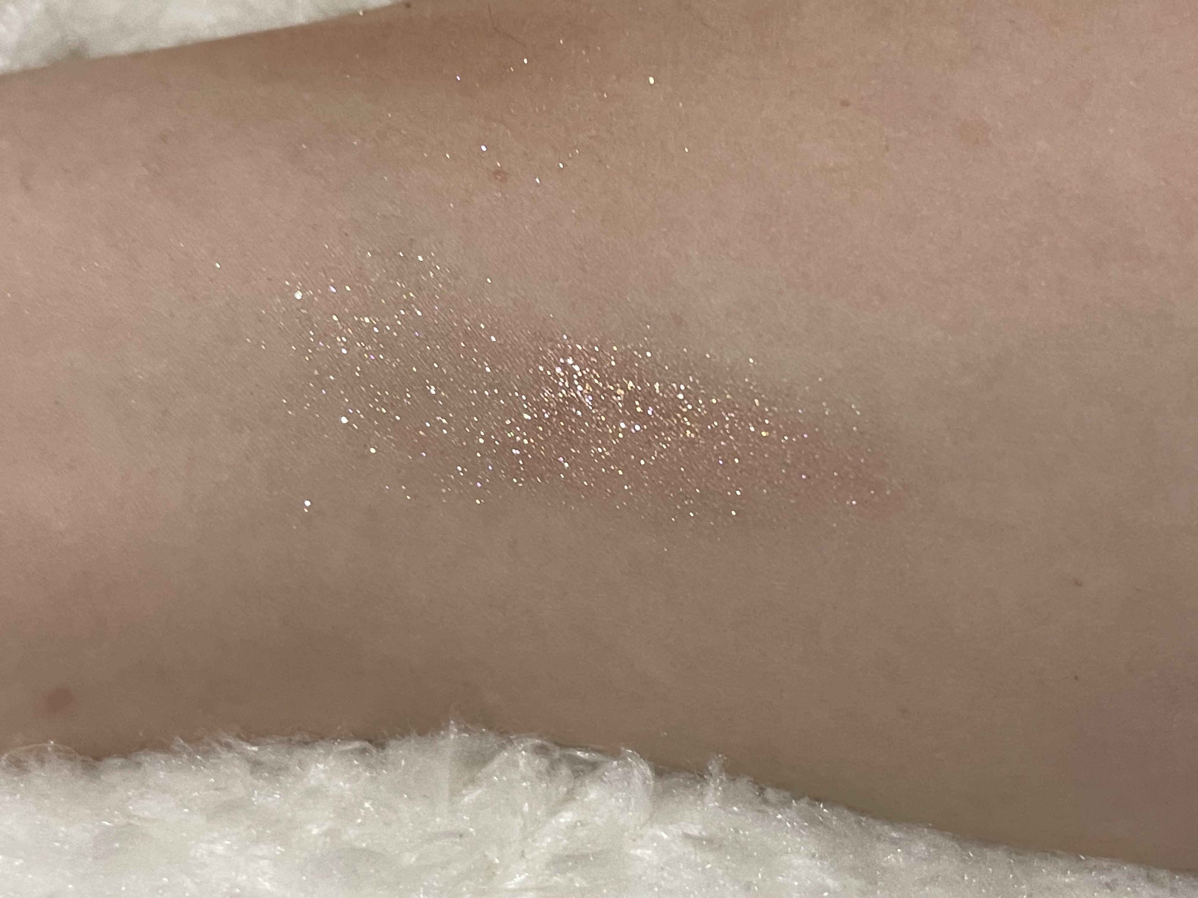 jill leen. シングルムースアイシャドウ/jill leen./単色アイシャドウを使ったクチコミ（2枚目）