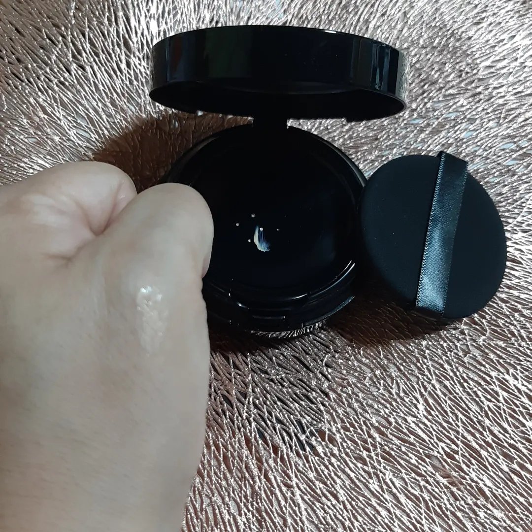 シルキーウェットリクイド 02 自然な肌色 （レフィル(パフ付)）/セフィーヌ/クリーム・エマルジョンファンデーションを使ったクチコミ（1枚目）