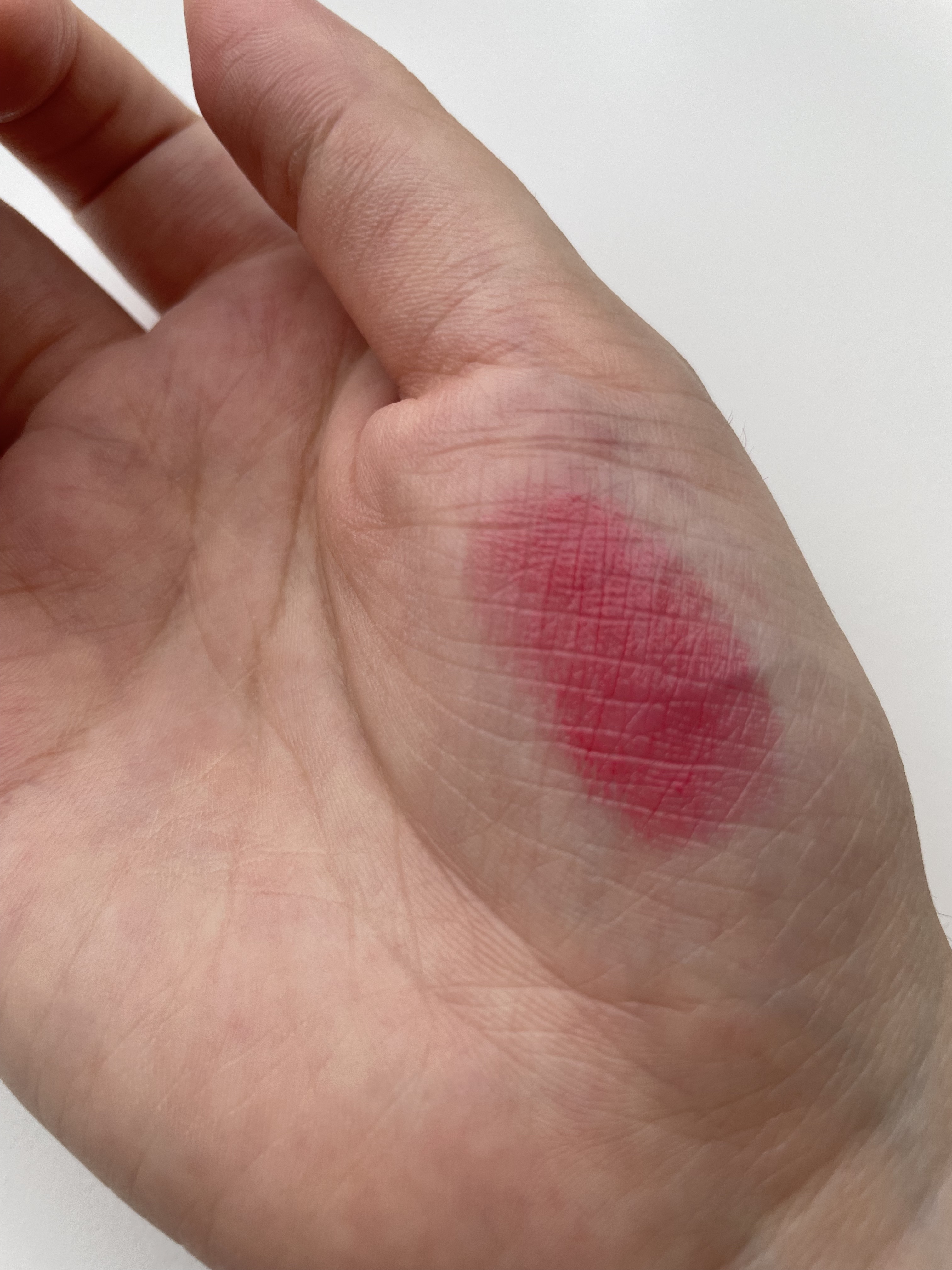 ブライトアップルージュ/media/口紅を使ったクチコミ（2枚目）