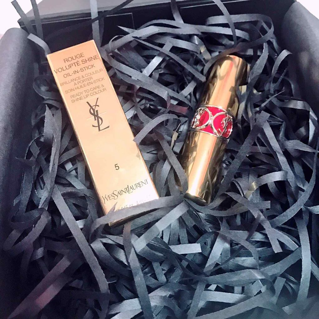 ルージュ ヴォリュプテ シャイン/YVES SAINT LAURENT BEAUTE/口紅を使ったクチコミ(2枚目)
