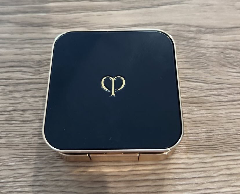 オンブルクルールソロ/クレ・ド・ポー ボーテ/単色アイシャドウを使ったクチコミ(1枚目)