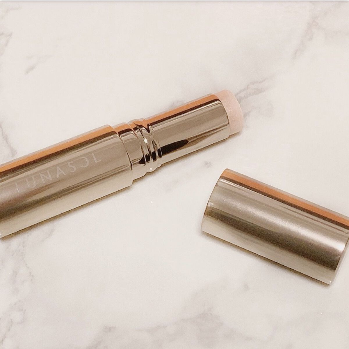 ラディアントスティック 01 Sheer/LUNASOL/スティックハイライトを使ったクチコミ（1枚目）