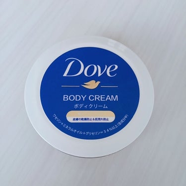 \100均でまさかのDove⁉/
Doveデイリーケアボディークリーム
[100＋税]　キャンドゥ、セリアに売っています！




毎日のスキンケアに　
皮膚の乾燥防止＆肌荒れ防止
ワセリン＋ミネラルオ