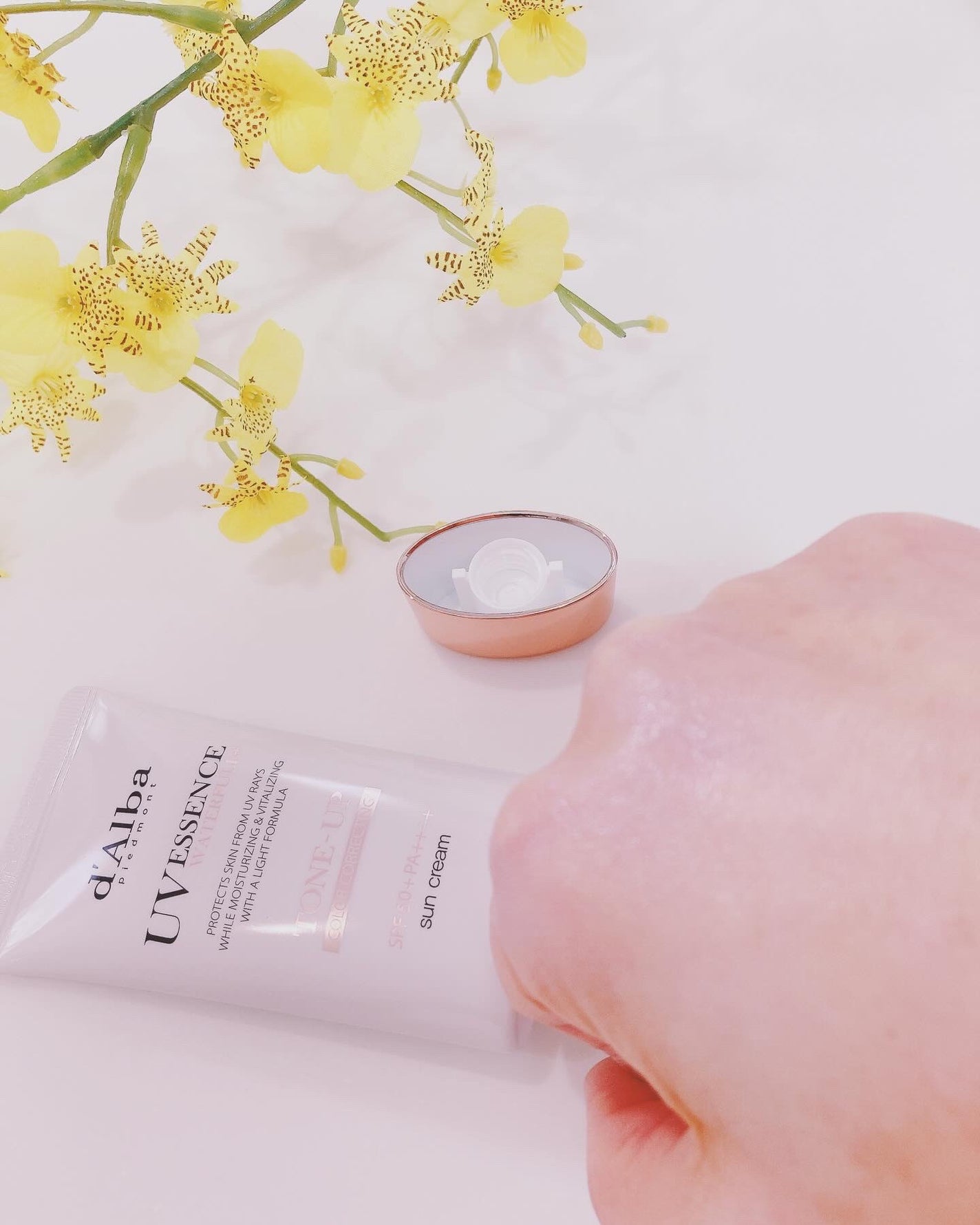 ウォータフルトーンアップサンクリーム/ダルバ/日焼け止めクリームを使ったクチコミ(2枚目)