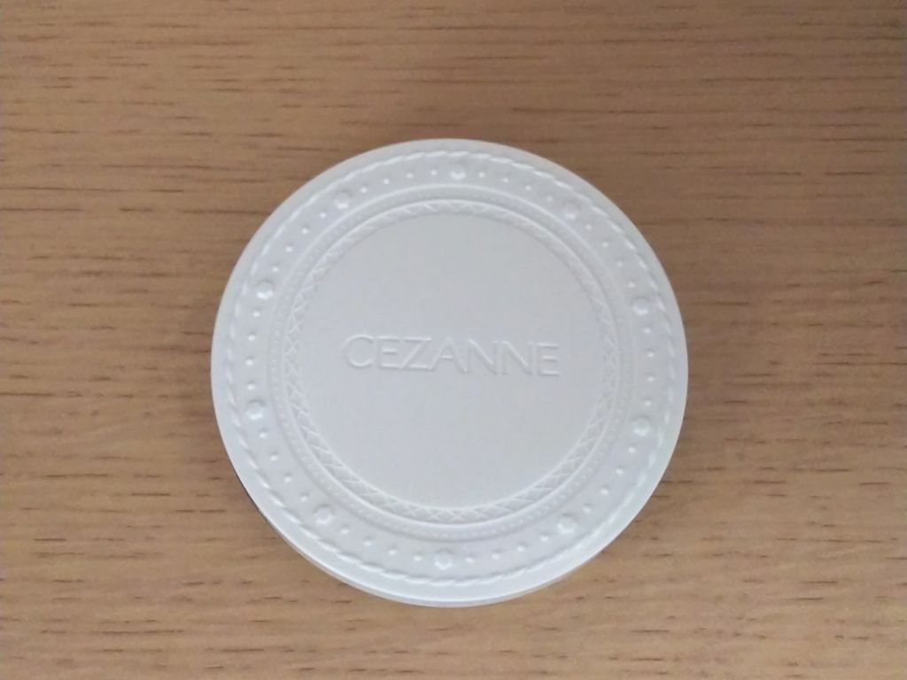 UVクリアフェイスパウダー 01 ライト/CEZANNE/プレストパウダーを使ったクチコミ（2枚目）