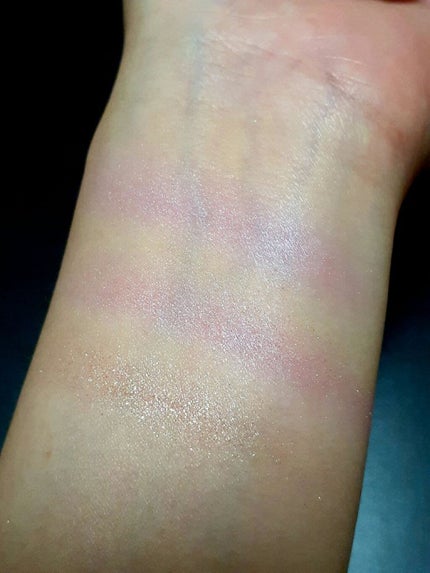 ミネラルクラッシィシャドー/エトヴォス/アイシャドウパレットを使ったクチコミ(4枚目)