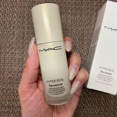 M・A・C ハイパー リアル セラマイザーのクチコミ「M・A・C
ハイパー リアル セラマイザー
30ml / 税込7,480円

＼ぷるんと潤って.....」（2枚目）