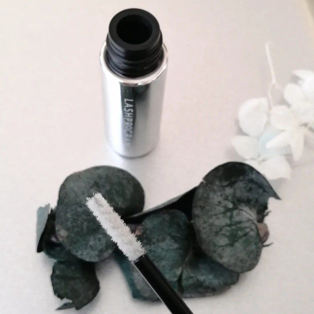 ラッシュプログラム /ISEHAN Lab./まつげ美容液を使ったクチコミ（3枚目）