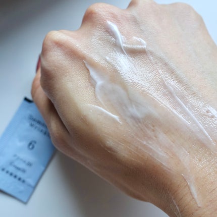 Anna on LIPS 「今月も豪華〜!ばっさープロデュースByttt.の新作スキンケア..」(7枚目)