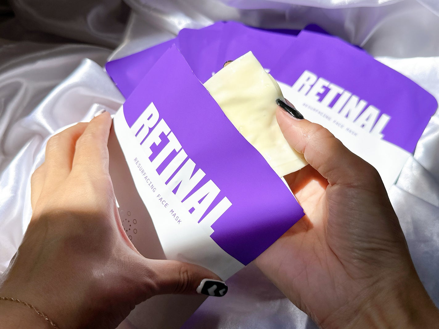 MISAKI on LIPS 「✔︎レチナールリサ―フェシングマスクLAPCOS高機能性マス..」(3枚目)