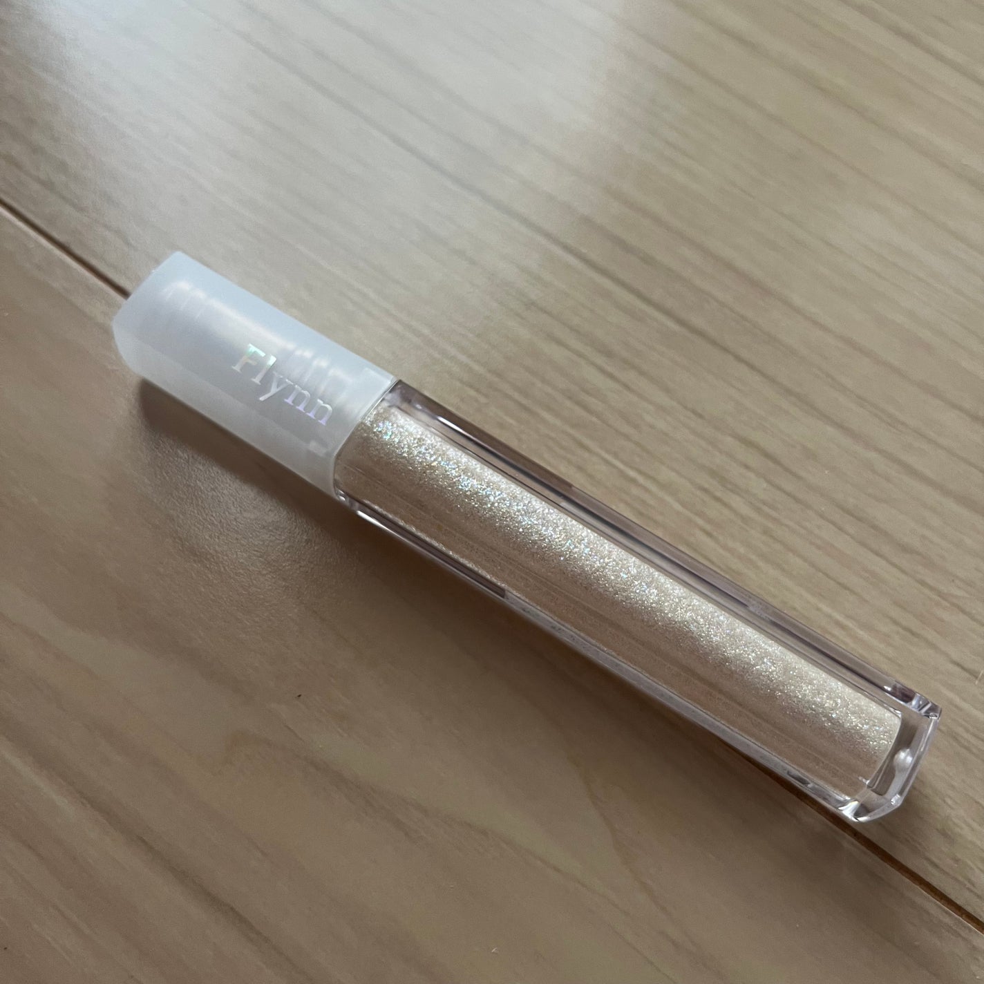 ライトキャッチャーリキッドグリッター/Flynn/グリッターを使ったクチコミ(1枚目)