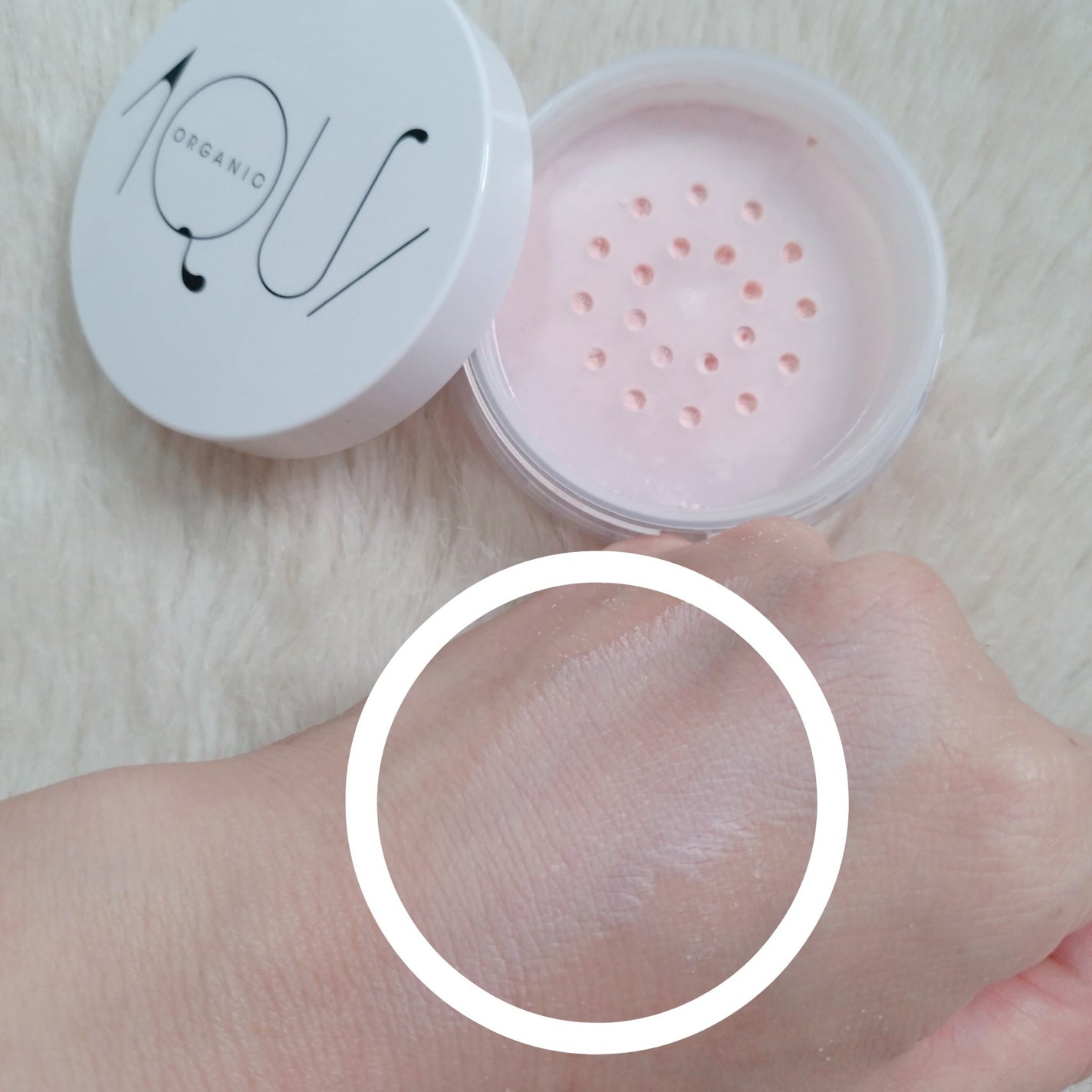オーガニックフェイスパウダーUV/アクア・アクア/ルースパウダーを使ったクチコミ(2枚目)