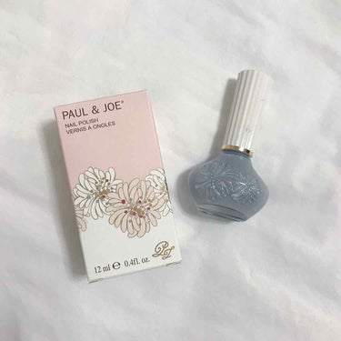 paul & joe (ポール&ジョー)の
ネイルポリッシュ  13 コアラ 
というカラー🐨♡ 