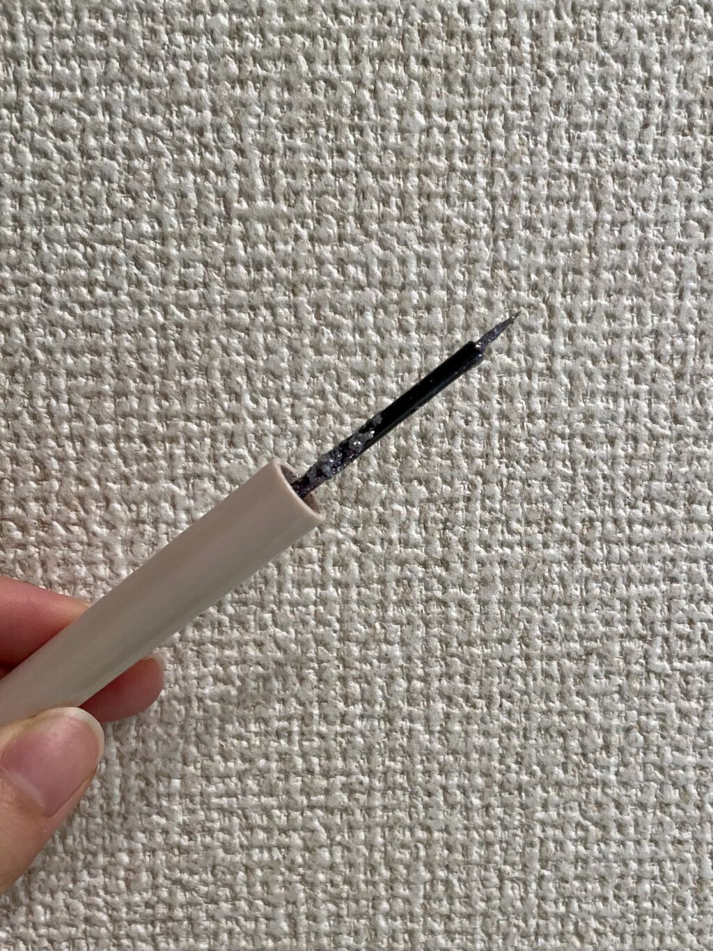 グリッターイルミネーションライナー/CipiCipi/リキッドアイライナーを使ったクチコミ（2枚目）