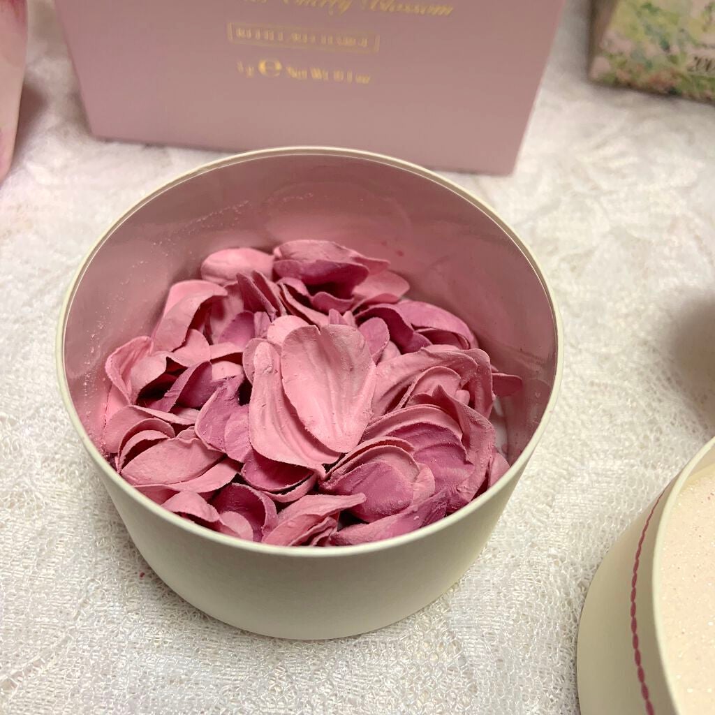 ローズ エッセンス ウォーター/レ・メルヴェイユーズ ラデュレ/化粧水を使ったクチコミ(6枚目)