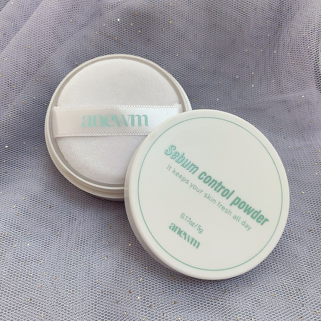 アニューム セバム コントロール パウダー/saat insight/ルースパウダーを使ったクチコミ(1枚目)