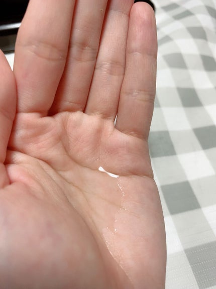 CCオイル/エッセンシャル/ヘアオイルを使ったクチコミ(2枚目)