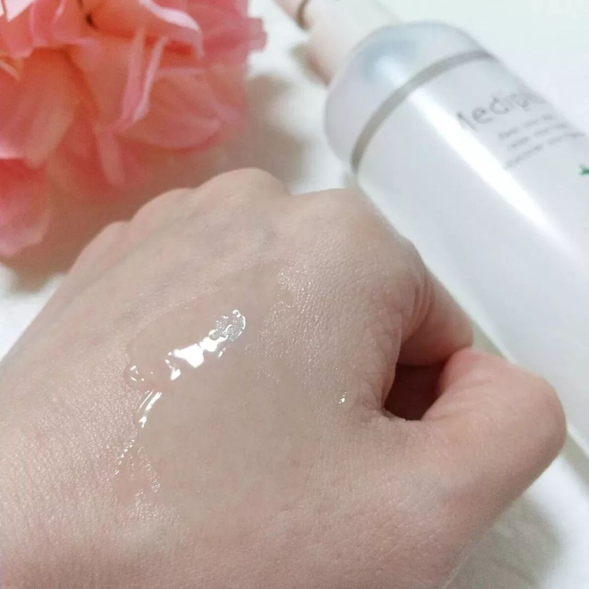 メディプラスゲル/メディプラス/オールインワン化粧品を使ったクチコミ(4枚目)