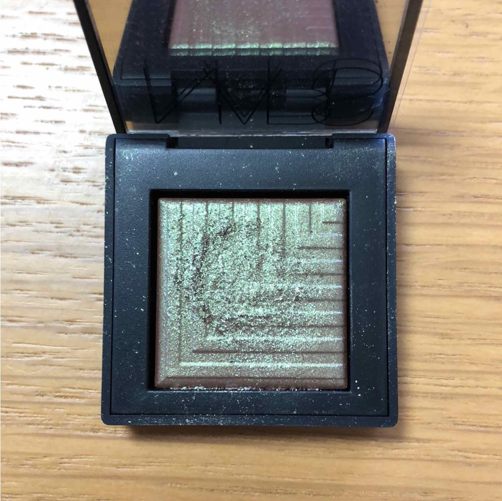 デュアルインテンシティーアイシャドー/NARS/単色アイシャドウを使ったクチコミ(1枚目)