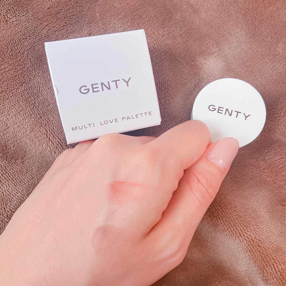 ジェンティー マルチ ラブ パレット /GENTY/ジェル・クリームアイシャドウを使ったクチコミ（3枚目）